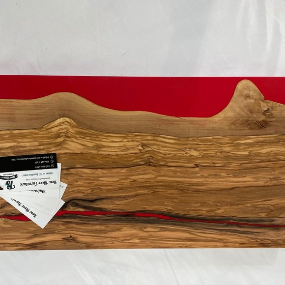 Charcuterie board wood & epoxy - Picture 1 of 5